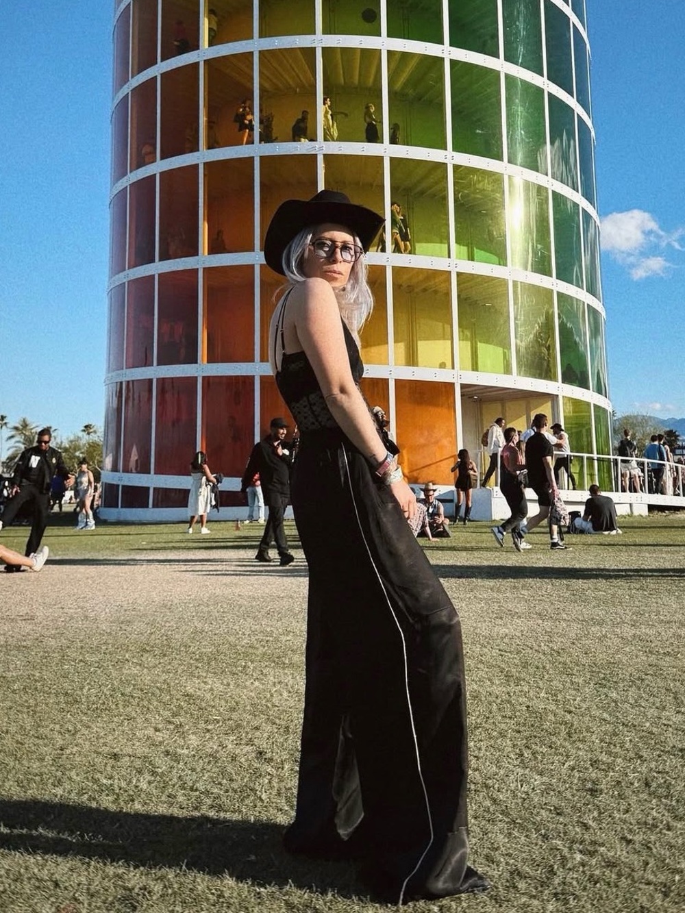 Black Wide-Leg Pants with Side Stripe